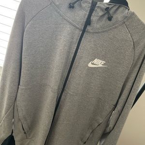 Mens Nike zip up
